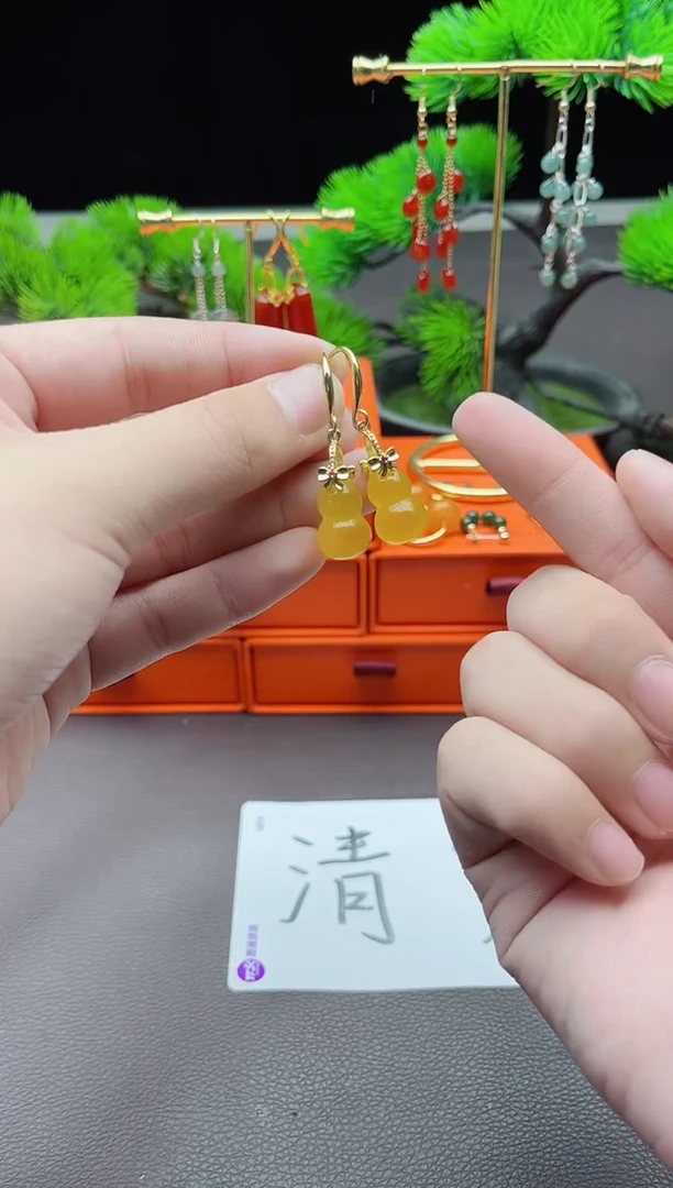 玛瑙/玉髓耳钉未镶嵌333000