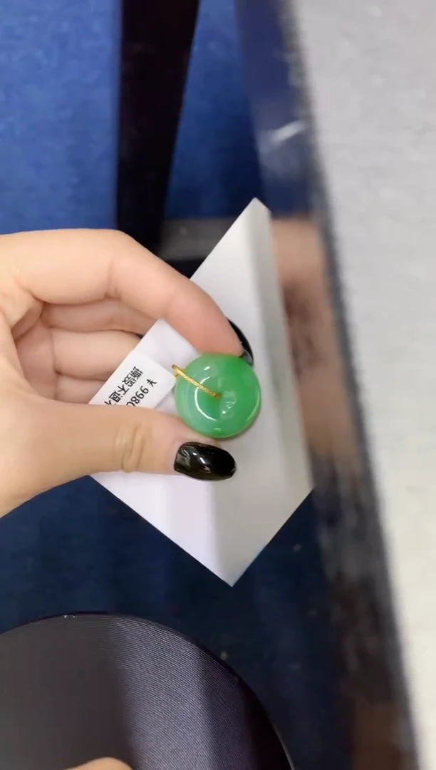 【闪购商品】翡翠颈饰18K金镶嵌000000000