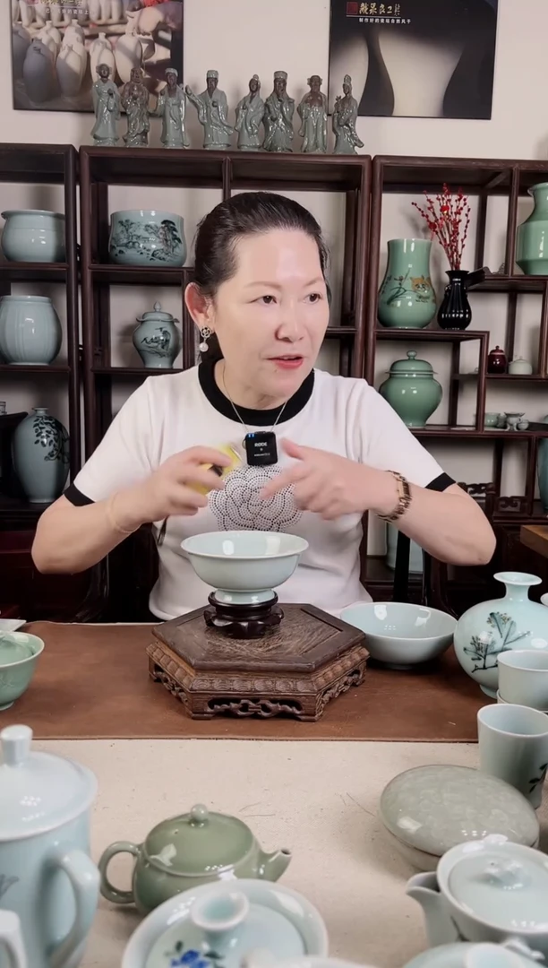 纯手工 粉青 撇口碗
