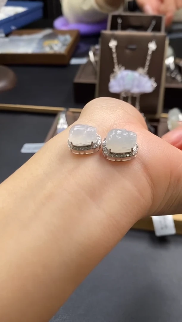 颈饰银S925镶嵌翡翠7590多样性发一