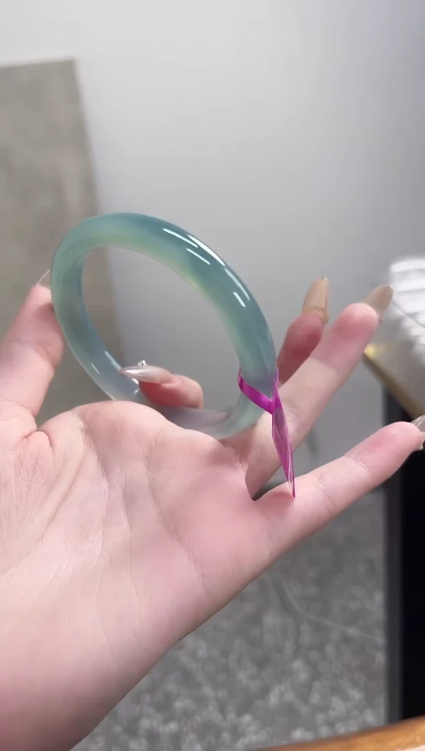 【闪购商品】玛瑙/玉髓手镯合金59-60圈需要包容