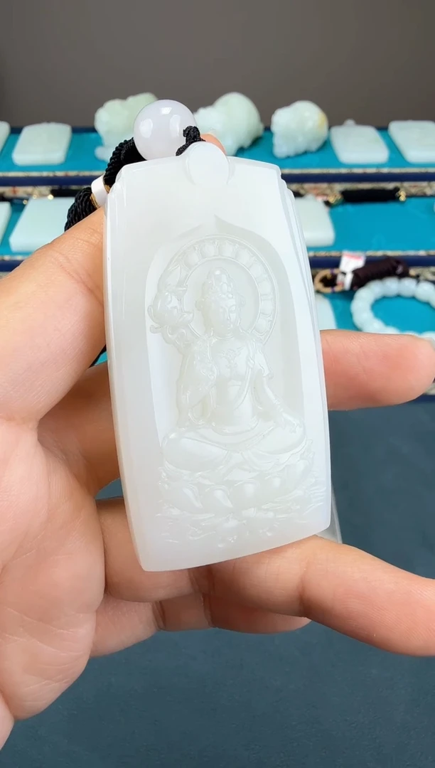 颈饰未镶嵌和田玉1