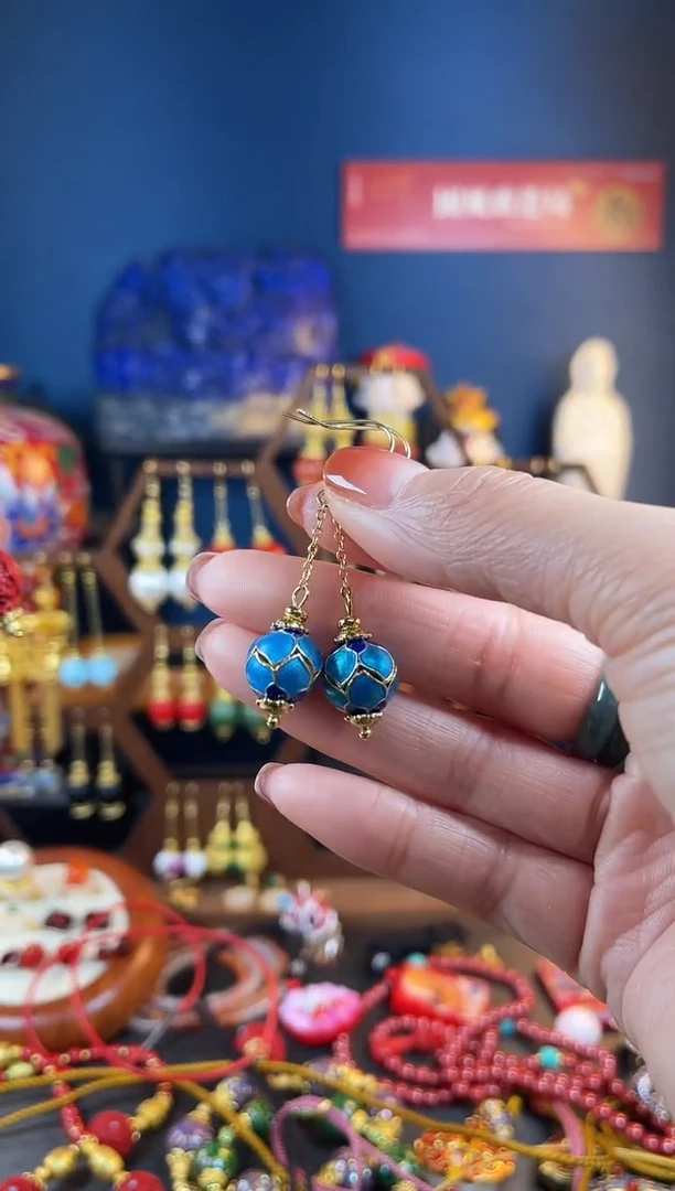 【闪购商品】蓝色莲花珐琅耳钩