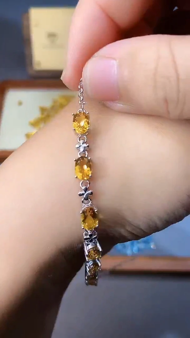 【闪购商品】黄晶手链银S925镶嵌44444