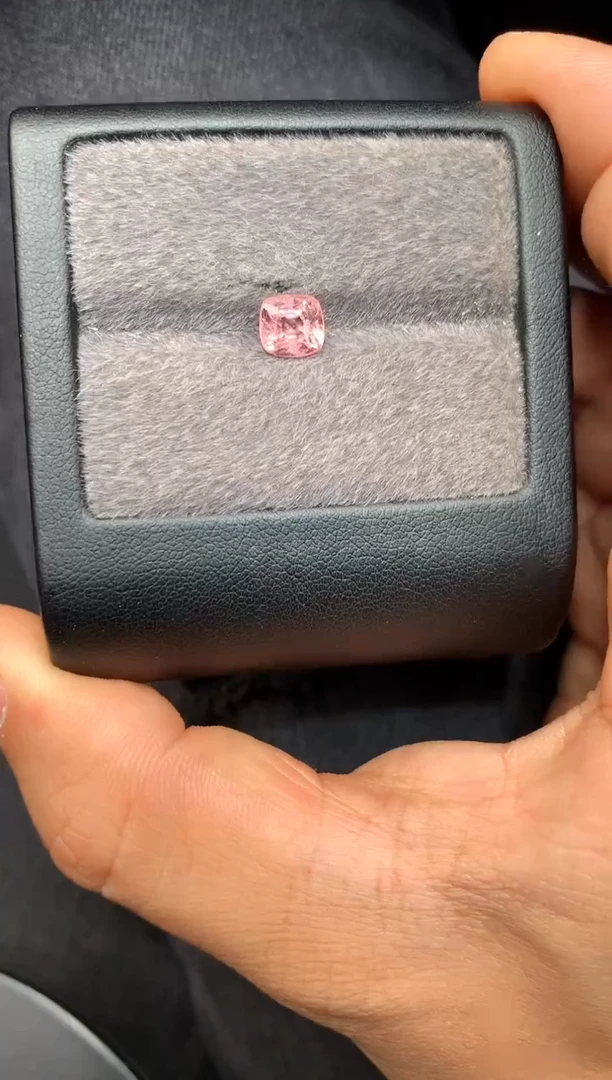 【闪购商品】定制尖晶石裸石未镶嵌枕型 帕帕色调尖晶石 1.60ct