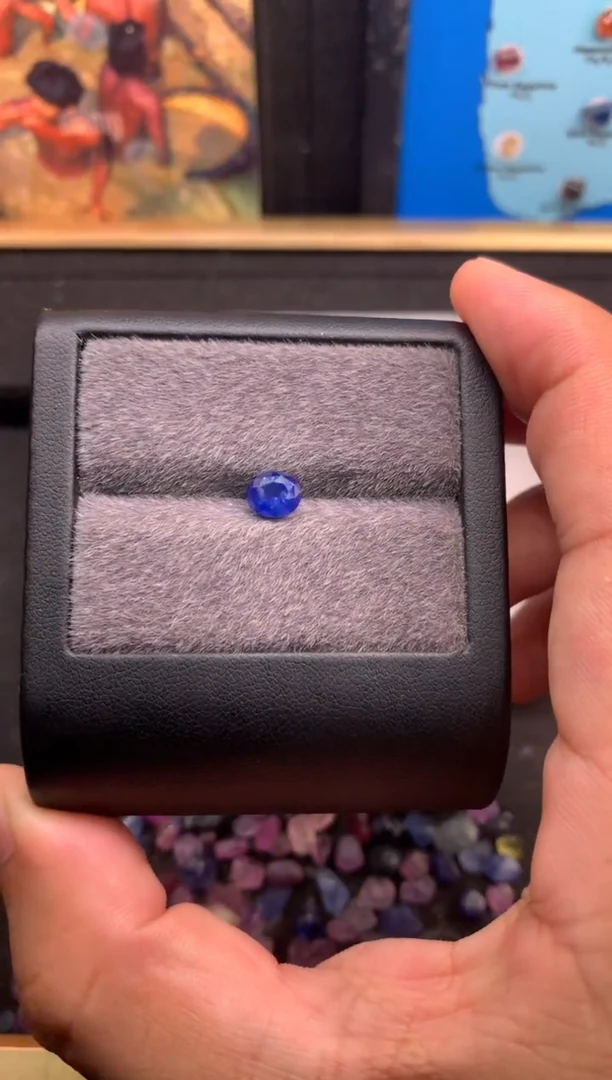 未镶嵌未镶嵌定制蓝宝石洵**格1.24克拉