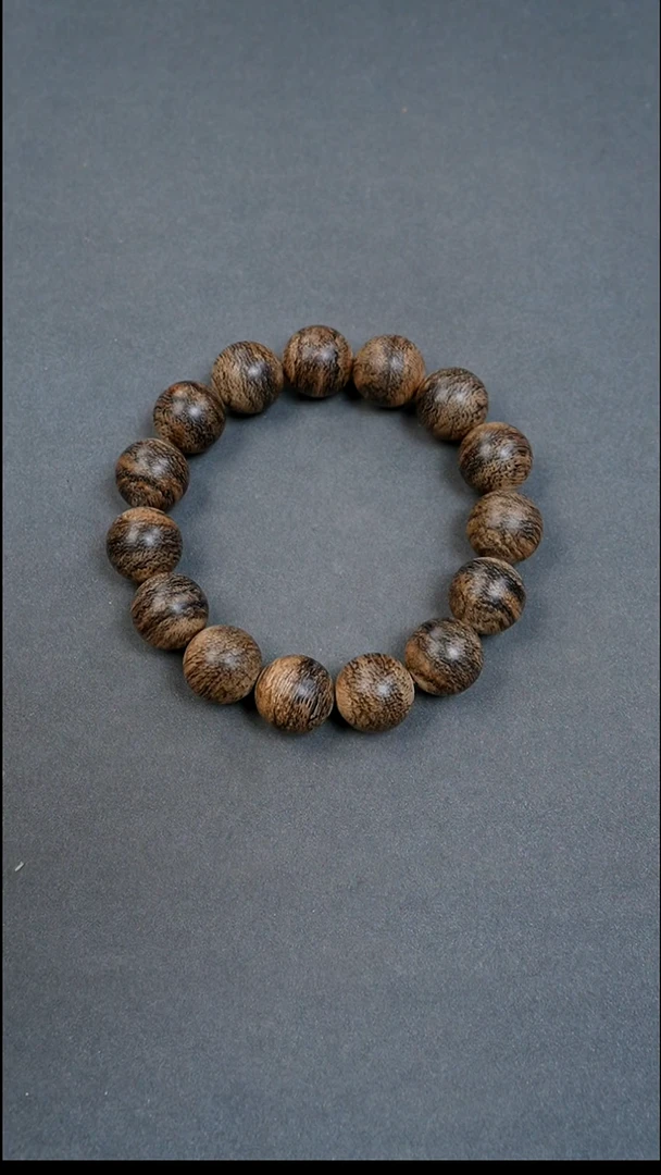 沉香沉香碎屑15mm达拉干高品质23.38g