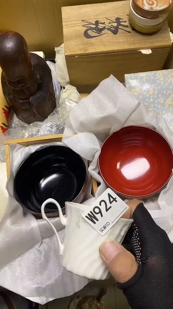 瓷片阿*W924默认微瑕，谨慎参拍