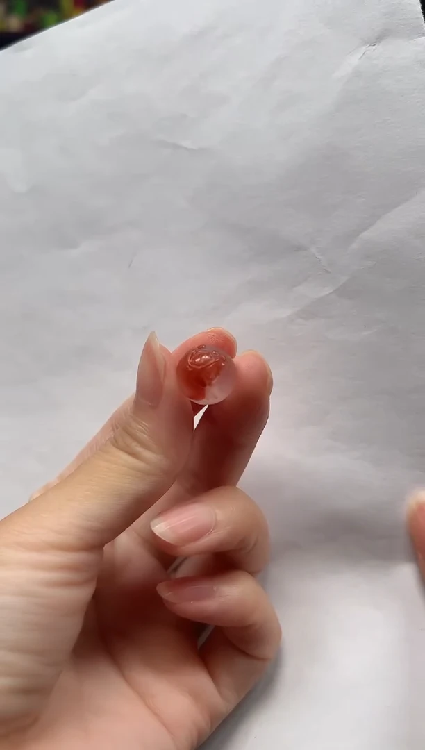 颈饰未镶嵌南红玛瑙木****?吊坠