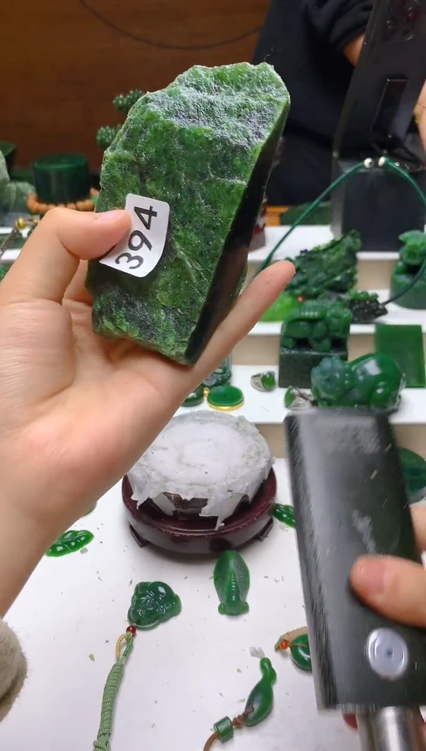 未镶嵌和田玉（青玉）珠宝半成品0
