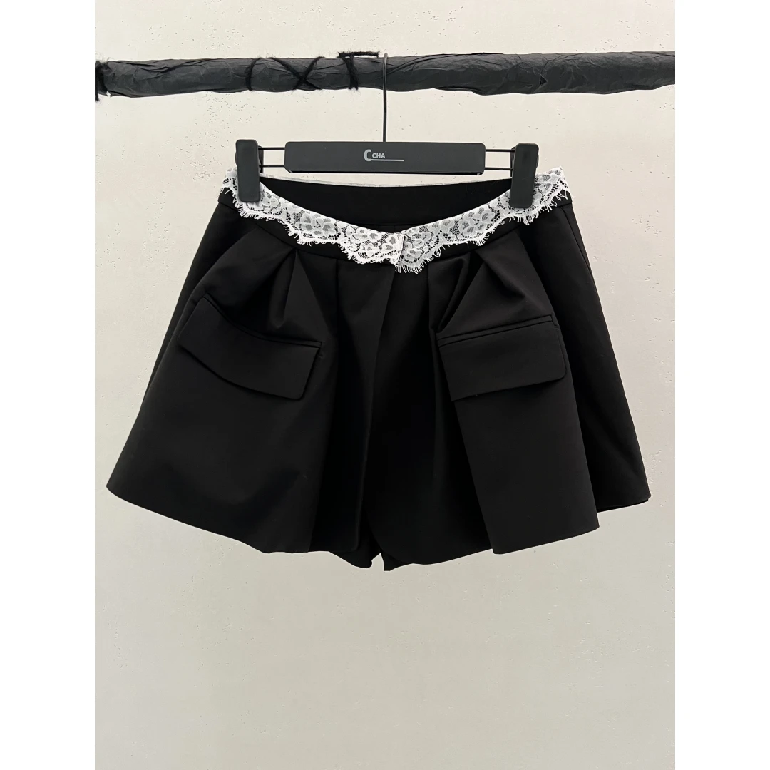 腰头拼接蕾丝裙裤 J24K183