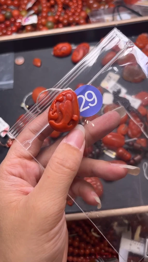 南红玛瑙未镶嵌珠宝奇石29