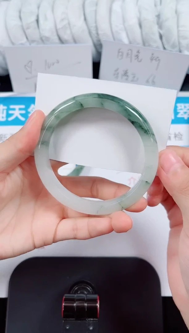 未镶嵌手镯石英质玉20-61/62