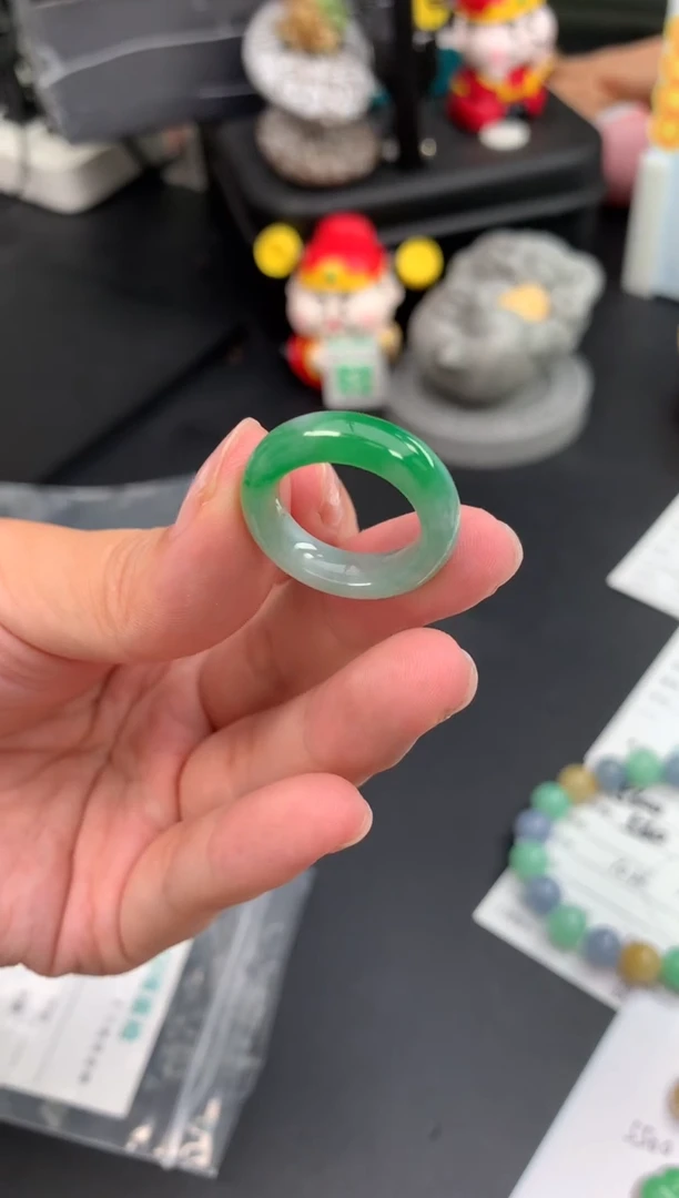 未镶嵌摆件翡翠48小时鉴赏期 退货不扣服务费