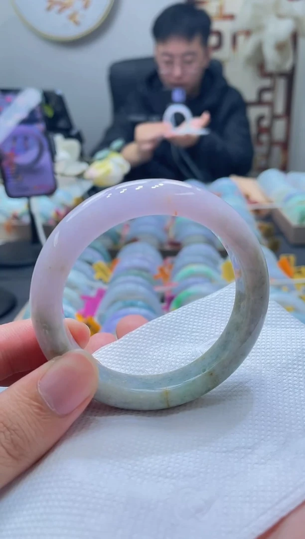 未镶嵌手镯翡翠?**?01-54