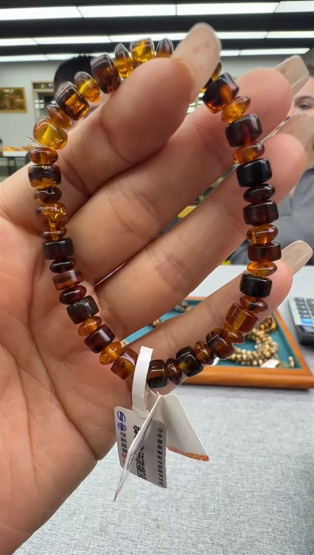 【闪购商品】琥珀手链未镶嵌562秒拍号