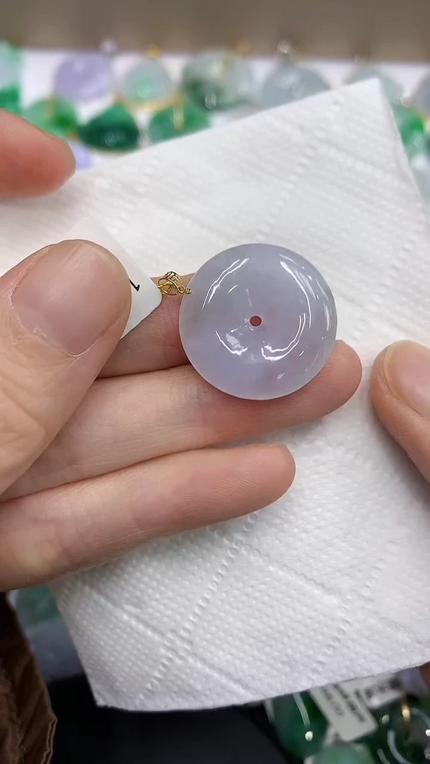 颈饰18K金镶嵌翡翠a货支持复检百元以上9元证书费自理