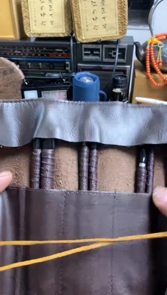 瓷片闪购商品，如图所示