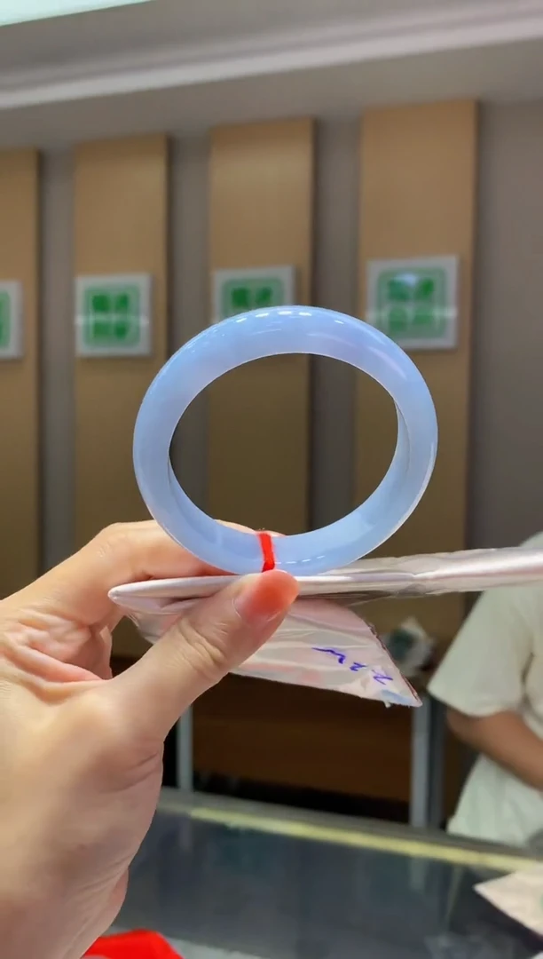 翡翠手镯未镶嵌-QQ10 圈口58.2