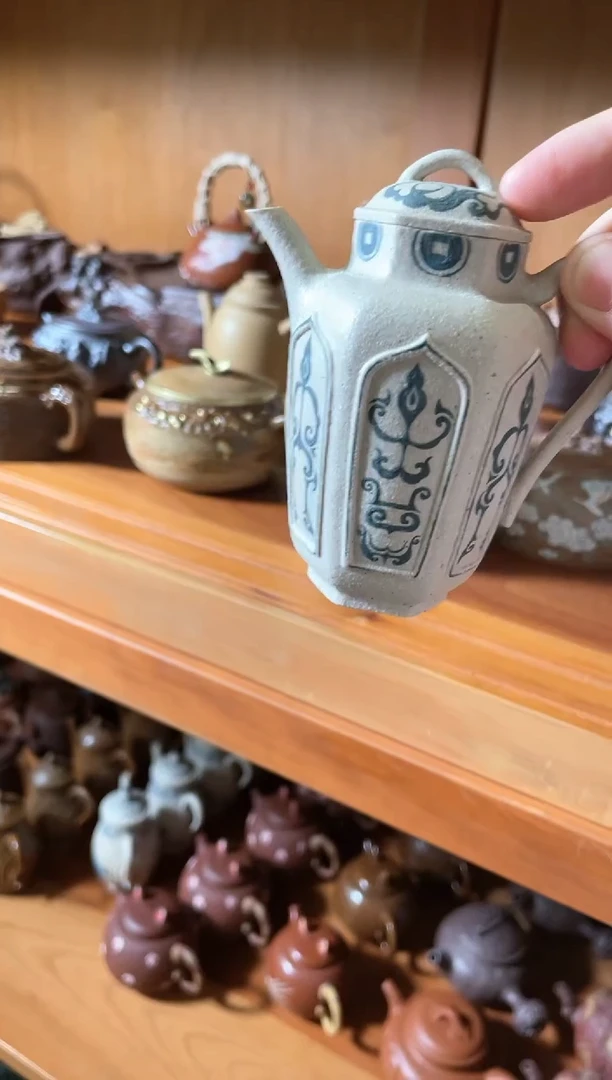 【闪购商品】紫砂茶壶吉祥纹青花壶