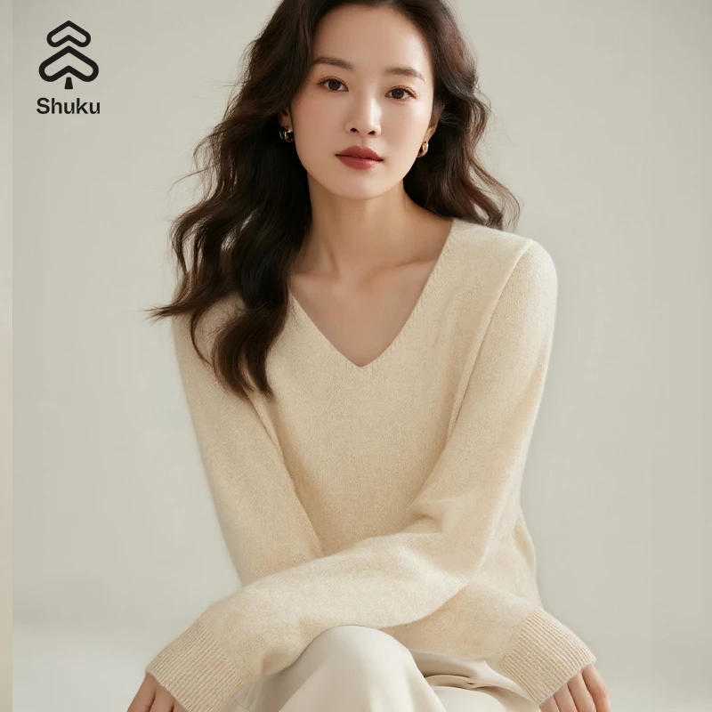 【舒库】100%羊毛软糯亲肤V领羊毛衫温柔米调通勤百搭151425107007