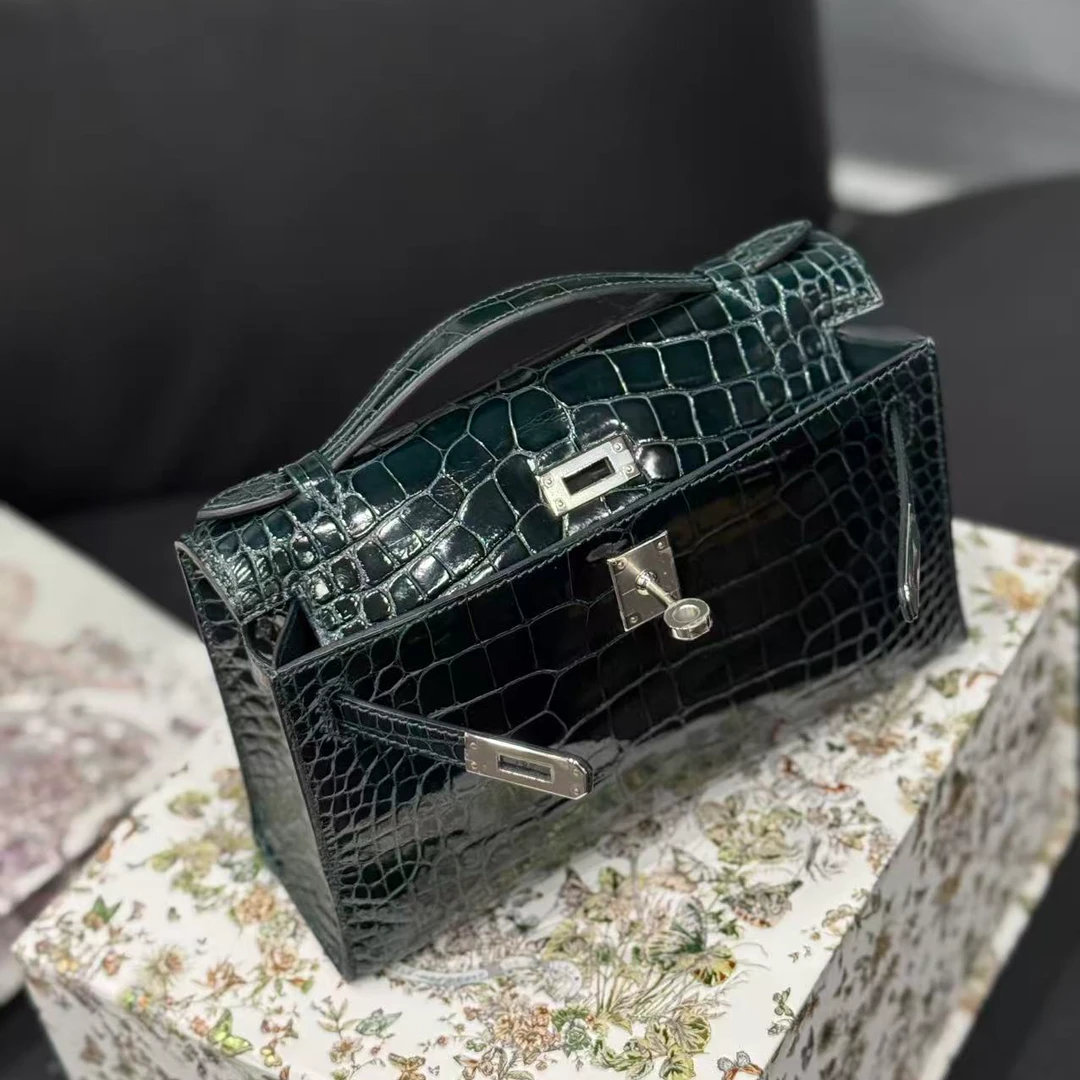 未使用 Hermes/爱马仕 minikelly一代松柏绿银扣方块Y刻