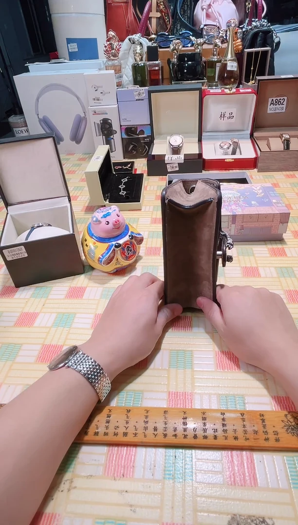 瓷片瓷器 库房到期 全部地板价@@1