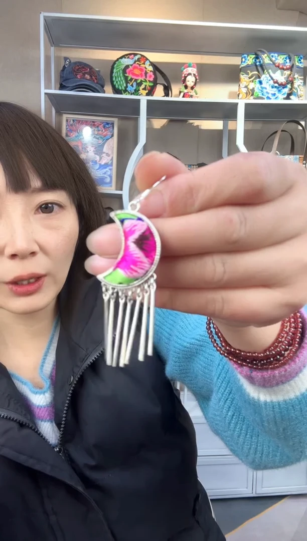 【闪购商品】织绣非遗手工刺绣松桃月亮