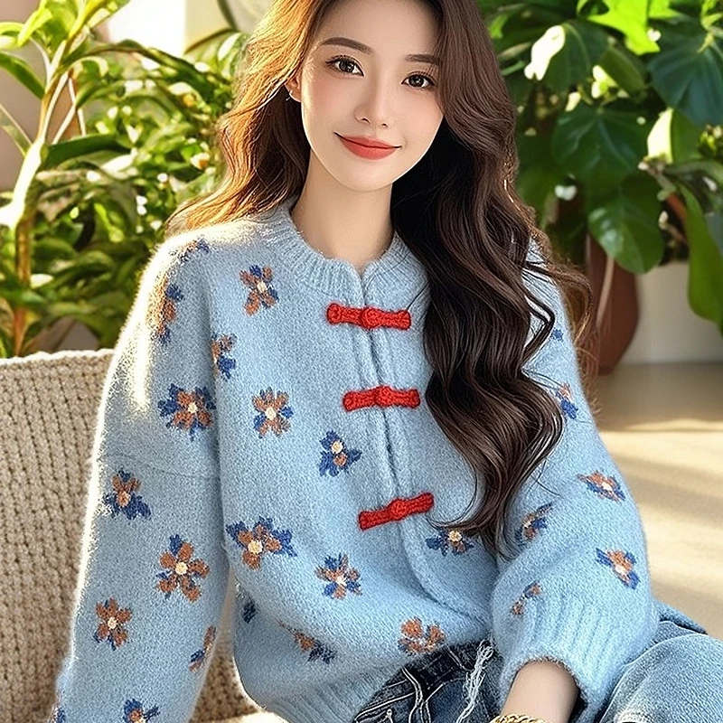 新中式国风蓝色花朵毛衣内搭女冬季重工打底衫慵懒高级感针织上衣