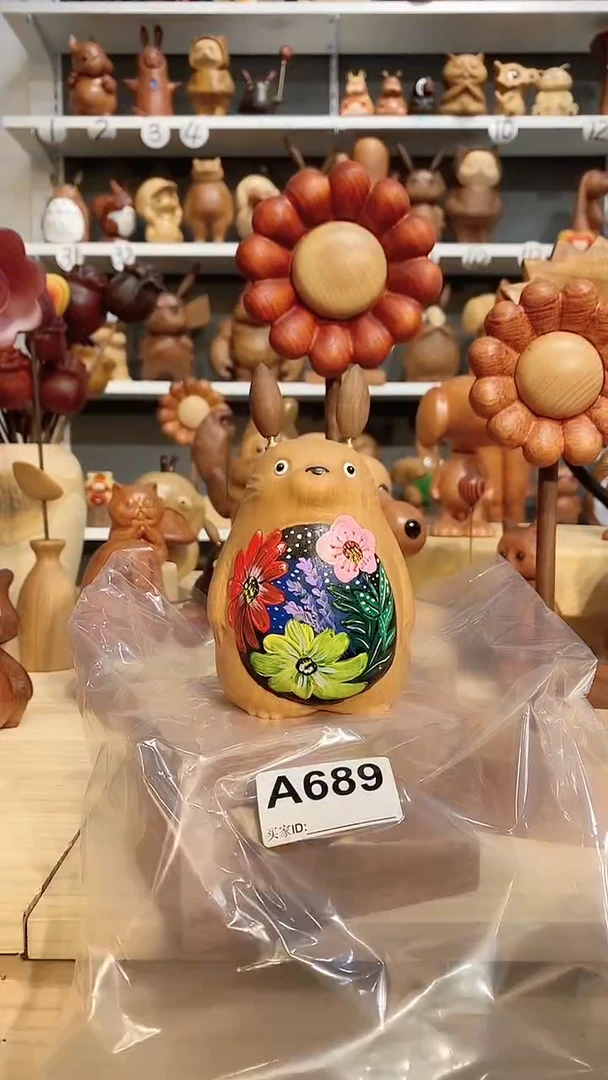 【闪购商品】木木雕摆件可爱卡通