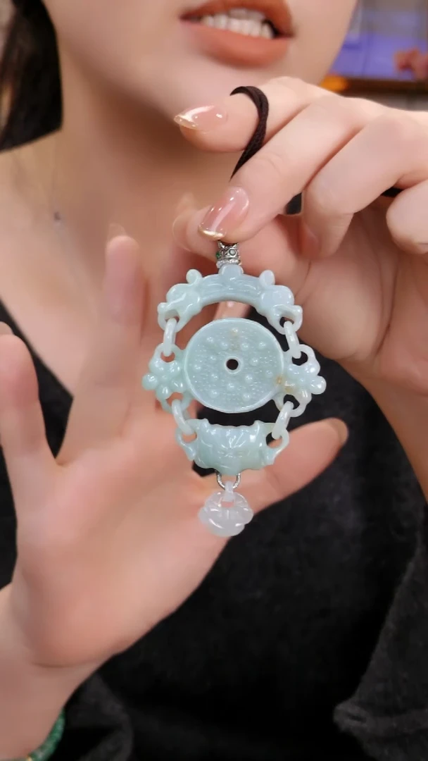 颈饰未镶嵌翡翠国风