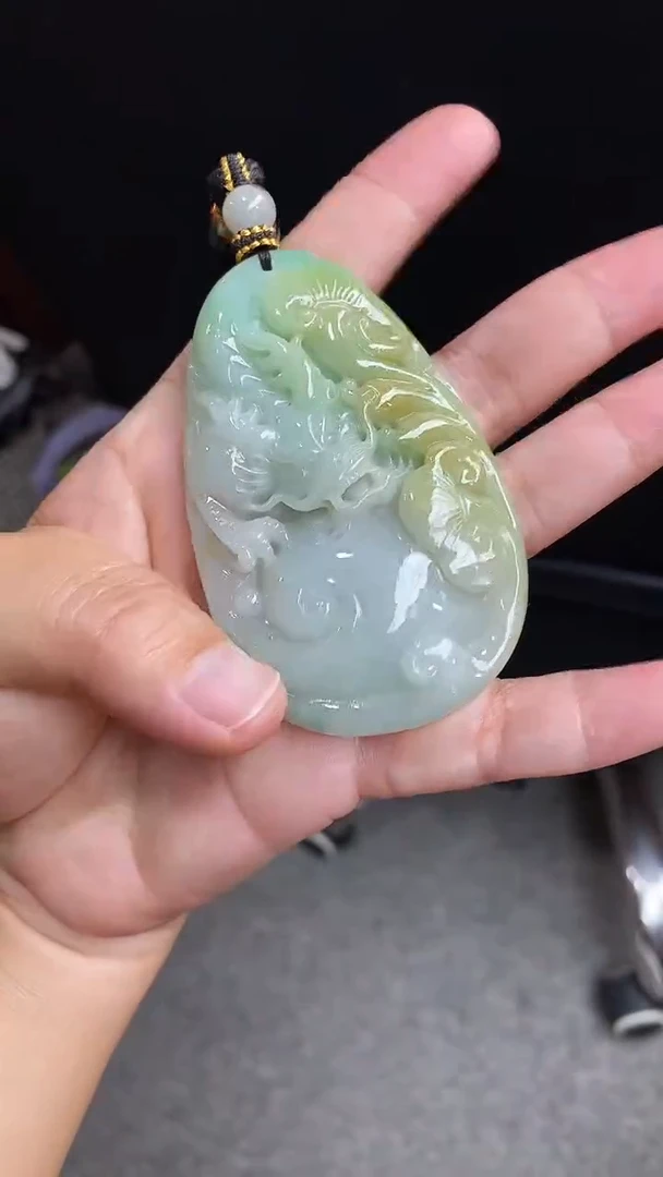 【闪购商品】翡翠吊坠(不含链)未镶嵌挂件