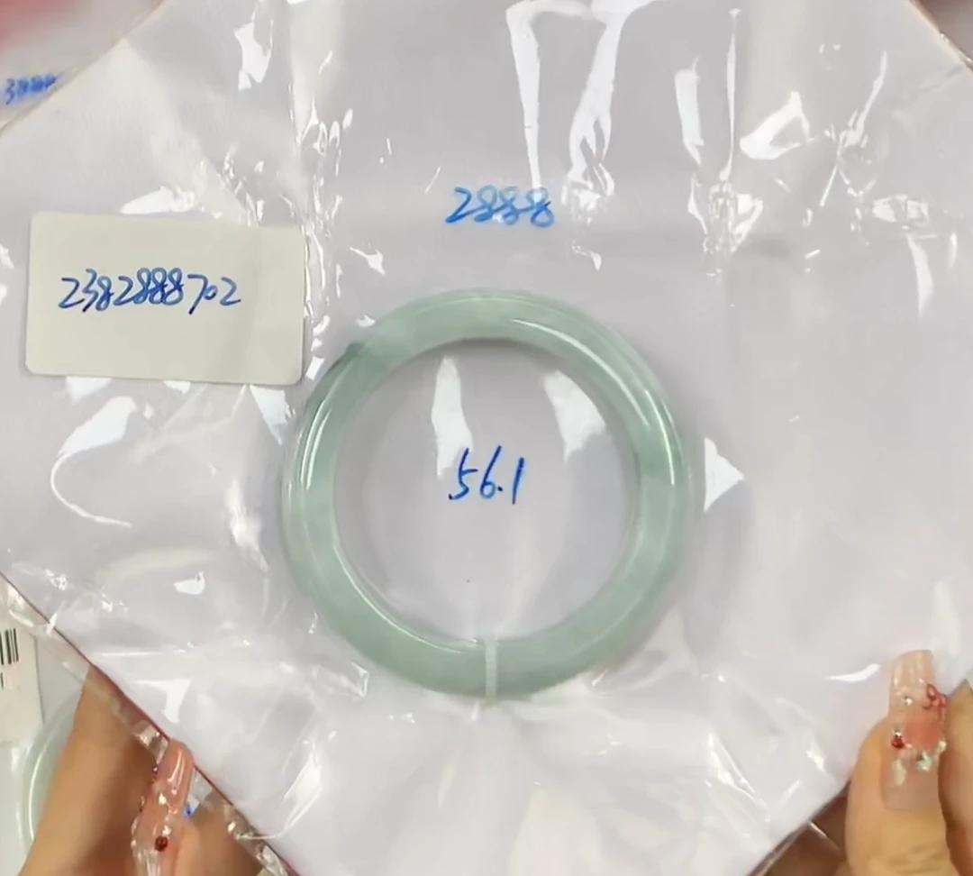 天然缅甸翡翠A货手镯 56.1正圈