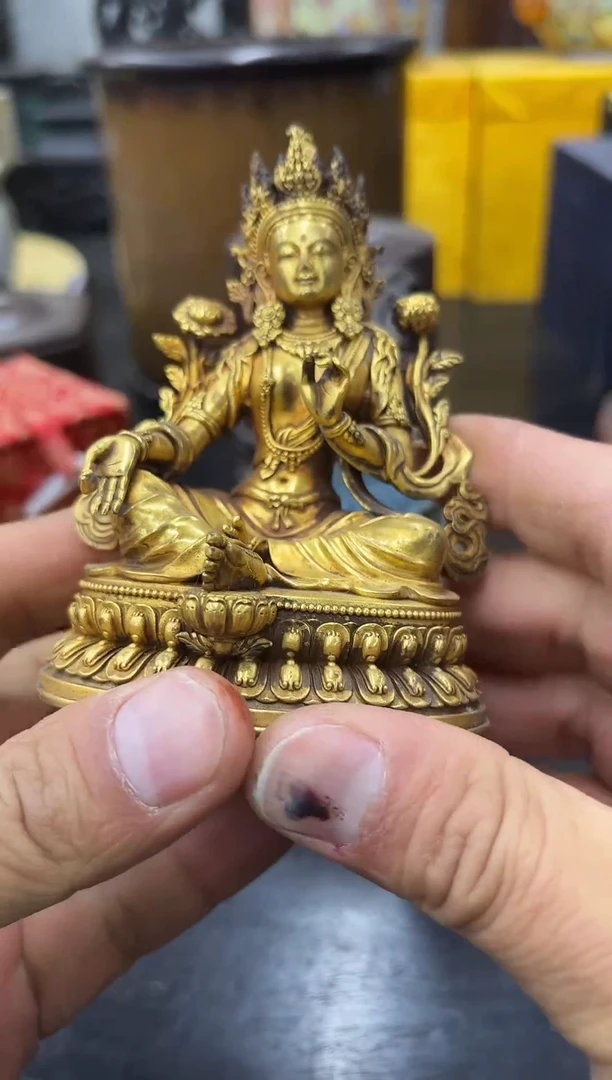 砖雕紫铜鎏金做工清晰细致