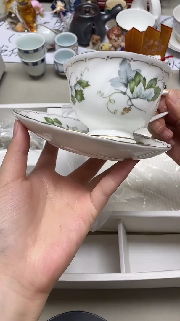 瓷片豪雅咖啡杯+++