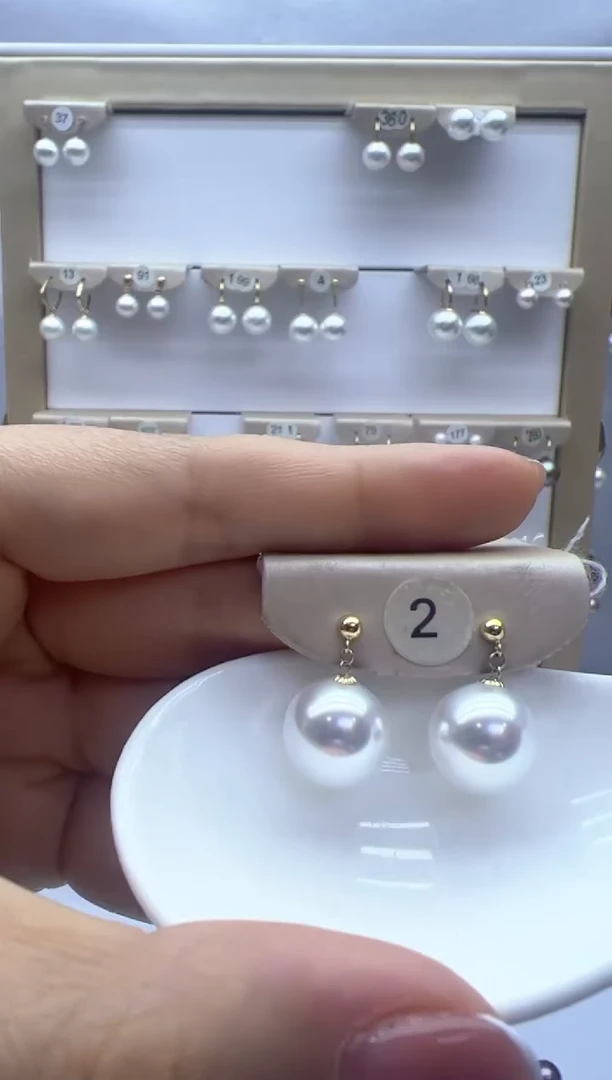 【闪购商品】淡水珍珠耳饰18K金镶嵌2