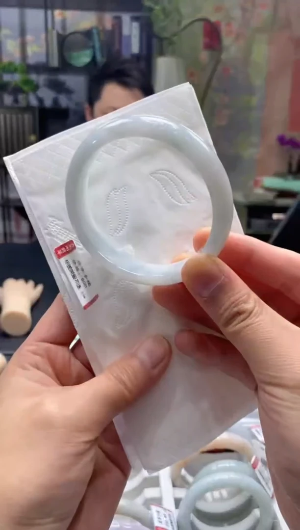 未镶嵌手镯翡翠8436******