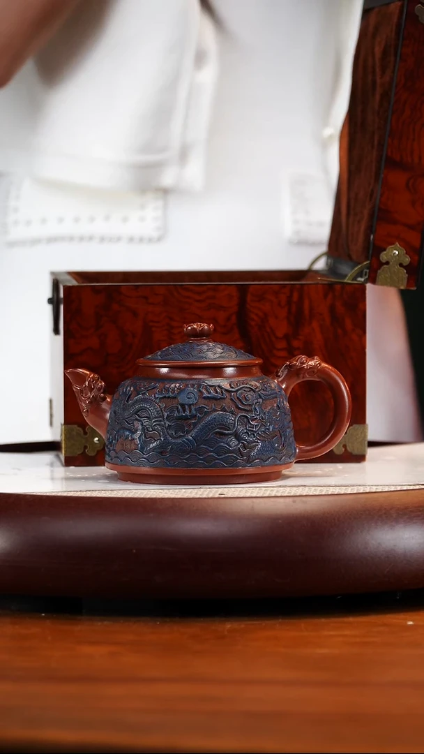 PHJ134大红袍墨绿泥龙腾250cc