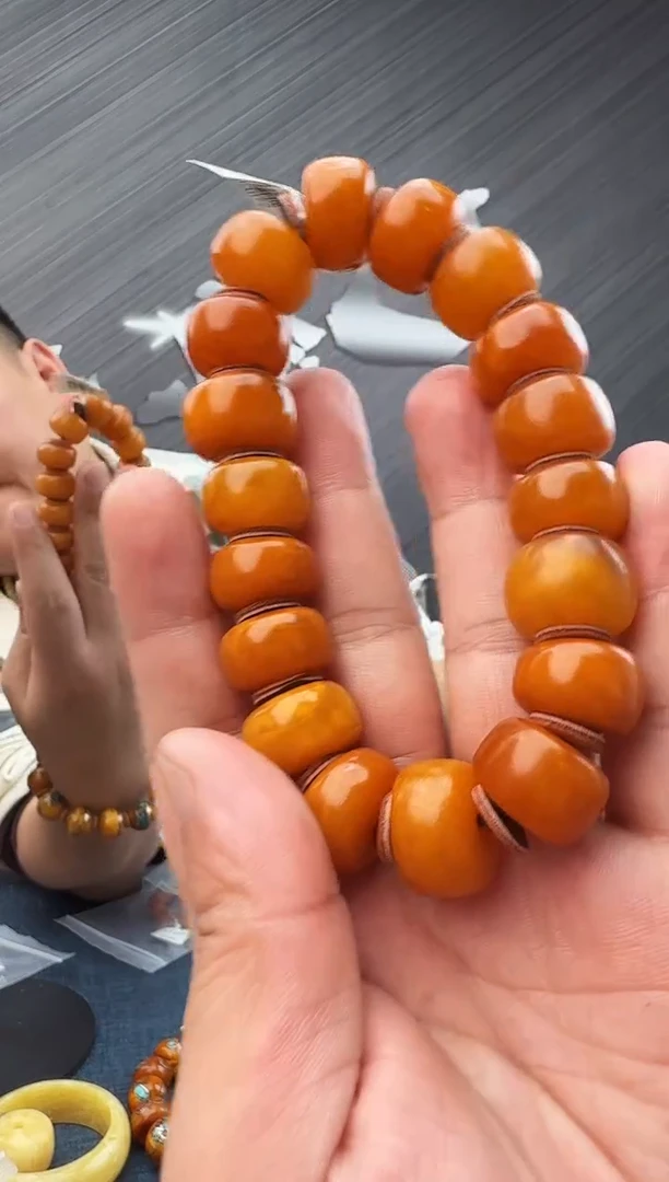 蜜蜡未镶嵌珠宝奇石假一罚十44，18多样性发其一