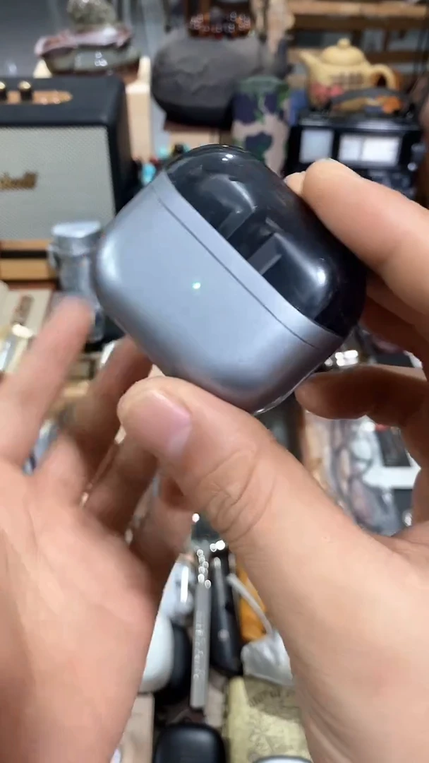 瓷片闪购商品  如图所示