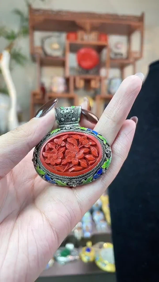 非遗手工花丝镶嵌吊坠