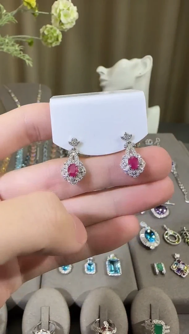 银S925镶嵌耳饰红宝石3*6mm耳坠设计款