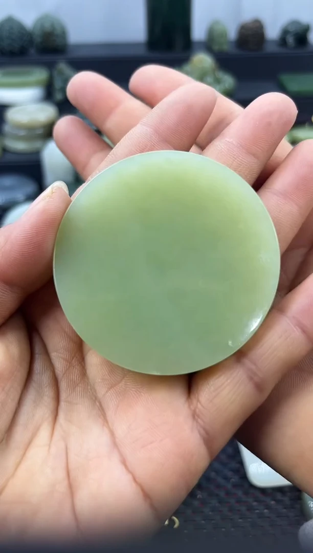 未镶嵌和田玉珠宝半成品镯芯