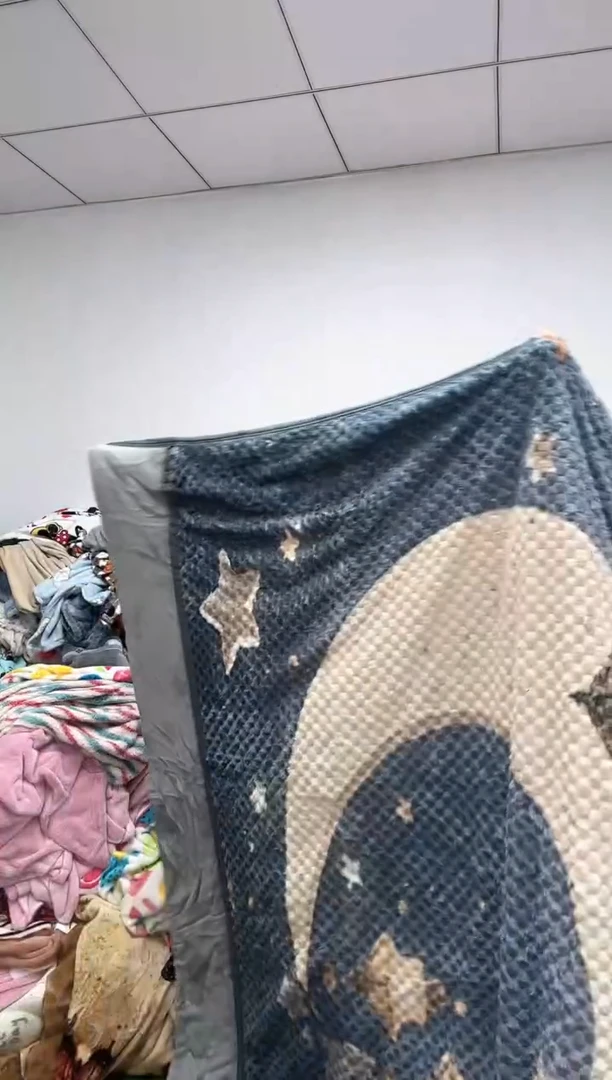 法兰绒1.8x2左右已主播介绍为准被子