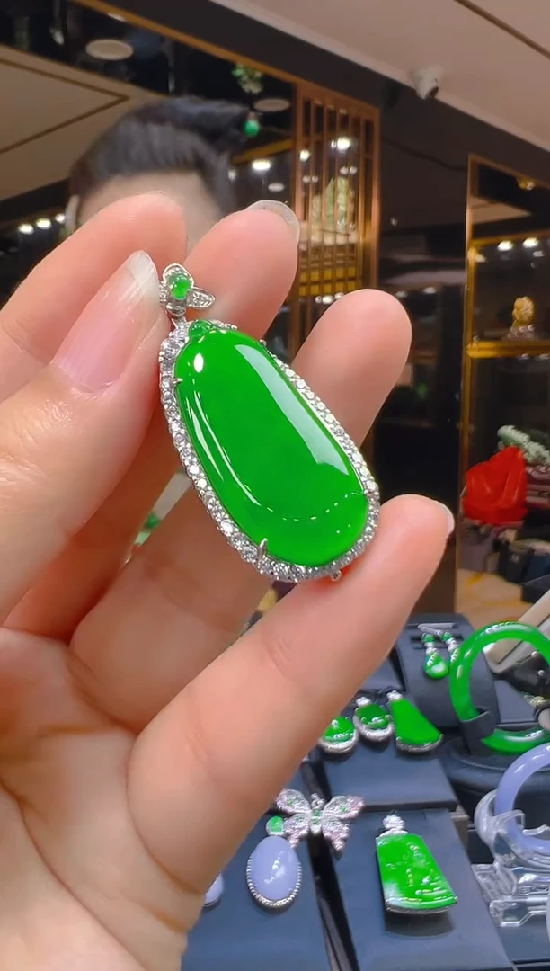 翡翠银S925镶嵌吊坠(赠链)072（多样性发其一）