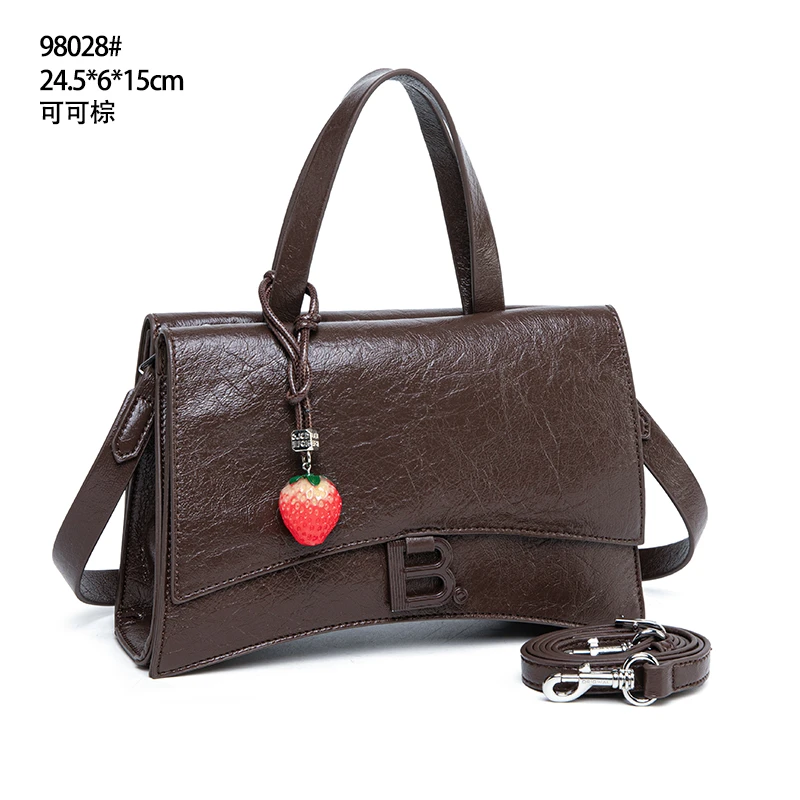 【RAIN.CUN】QYX-98028-可可棕RAIN.CUN气质百搭简约斜跨轻奢女包