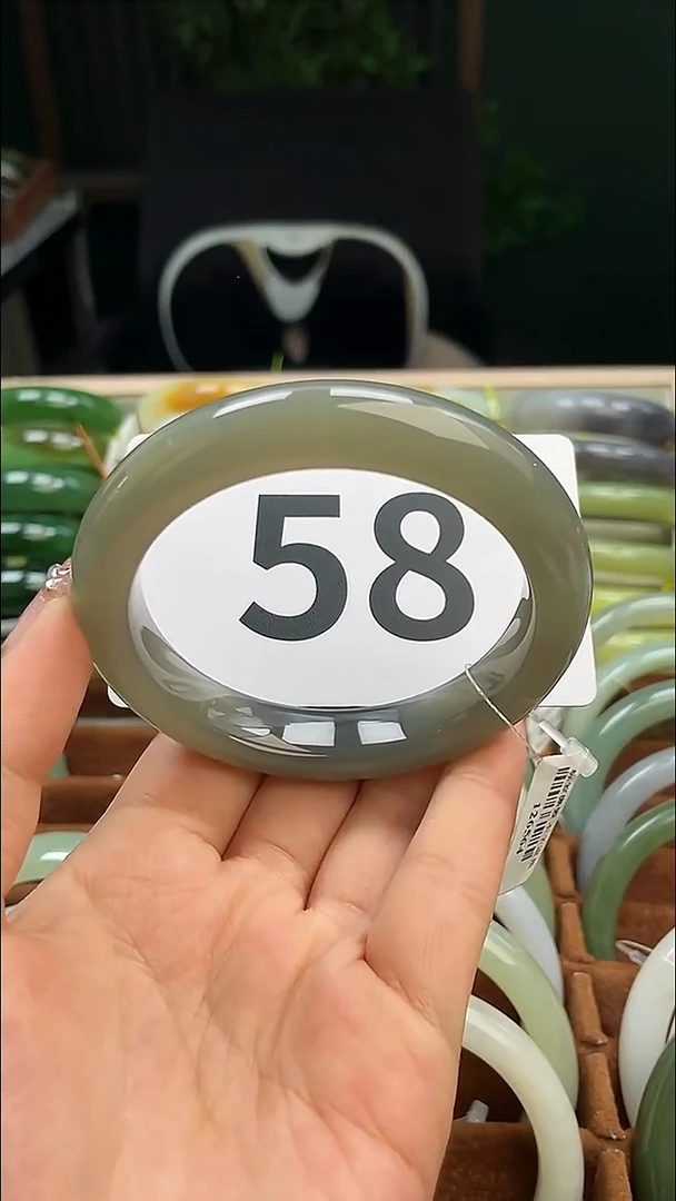 定制和田玉和田玉手镯