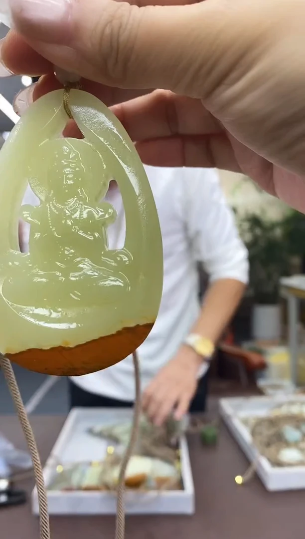 东北黄白吊坠多样式发货随机发一