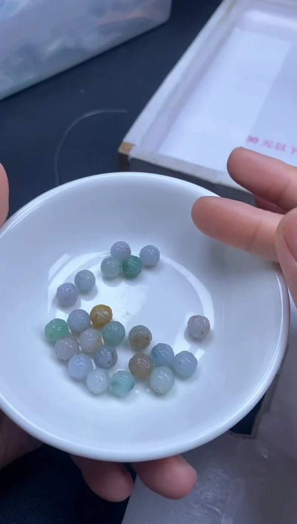 颈饰未镶嵌翡翠飞****1雪欣散珠定制diy