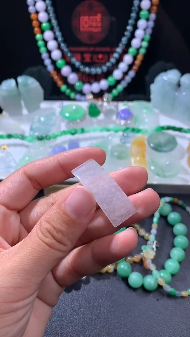 未镶嵌定制翡翠